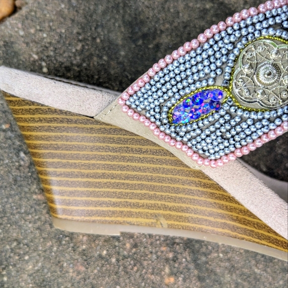 Mountain Sole Women's 7.5 Leather Sandals Slides Wedge Heels Pink Silver Beads - Picture 8 of 11